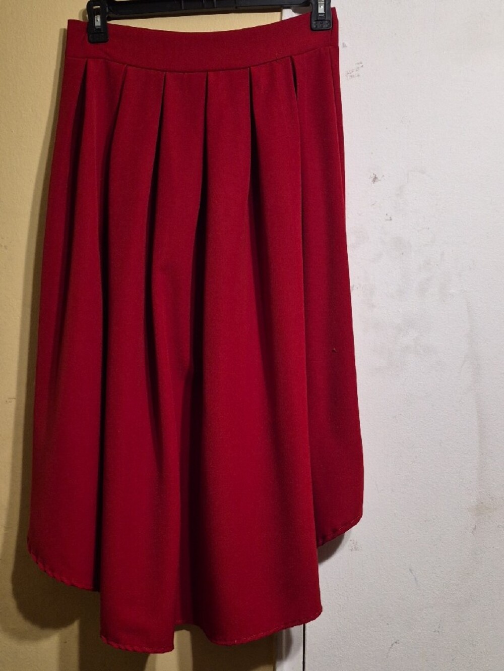 Blush Red High-Low Pleated Skirt Size Large - Picture 5 of 8